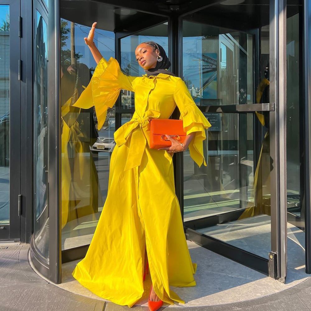 yellow dress