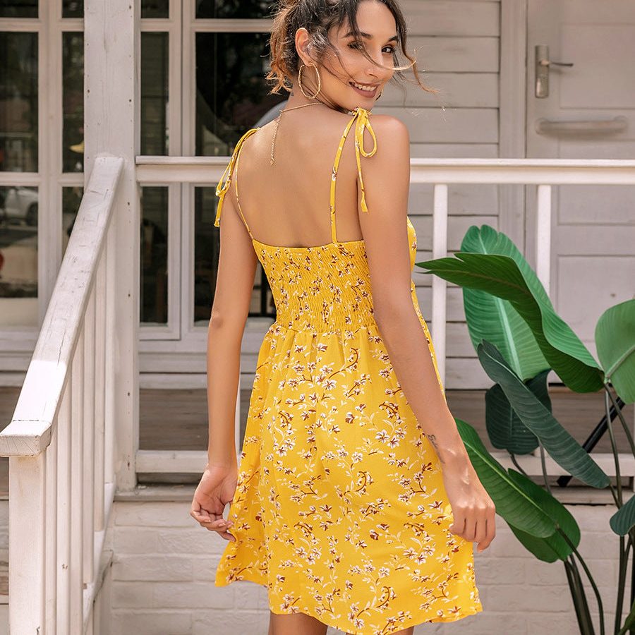 yellow dress